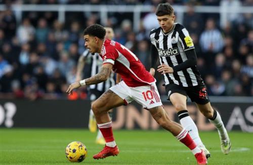 Nottingham Forest gegen Newcastle United