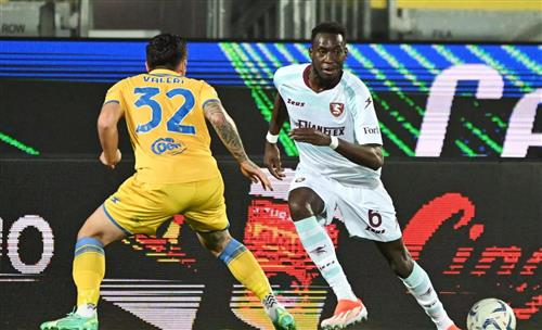 Frosinone gegen Salernitana