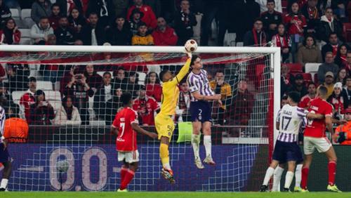 Benfica gegen Toulouse