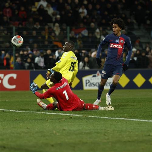 Orleans US 45 gegen Paris Saint-Germain