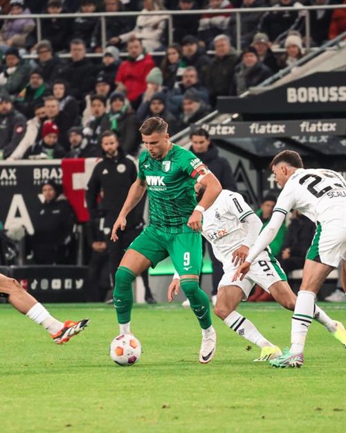 B. Mönchengladbach gegen Augsburg