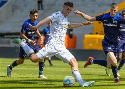 Carl Zeiss Jena gegen Hertha Berlin