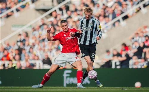 Newcastle United gegen Nottingham Forest