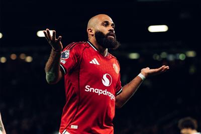 Echtzeit-Rangliste der Premier League: Manchester United kehrt die Situation um und Liverpool rückt auf den vierten Platz vor, Sunderland auf den zweiten Platz