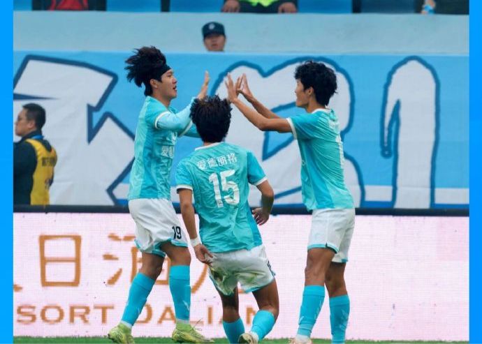 Finale der Liao Super League: Dalian gewann mit 4:0 gegen Benxi, vor 55.678 Zuschauern